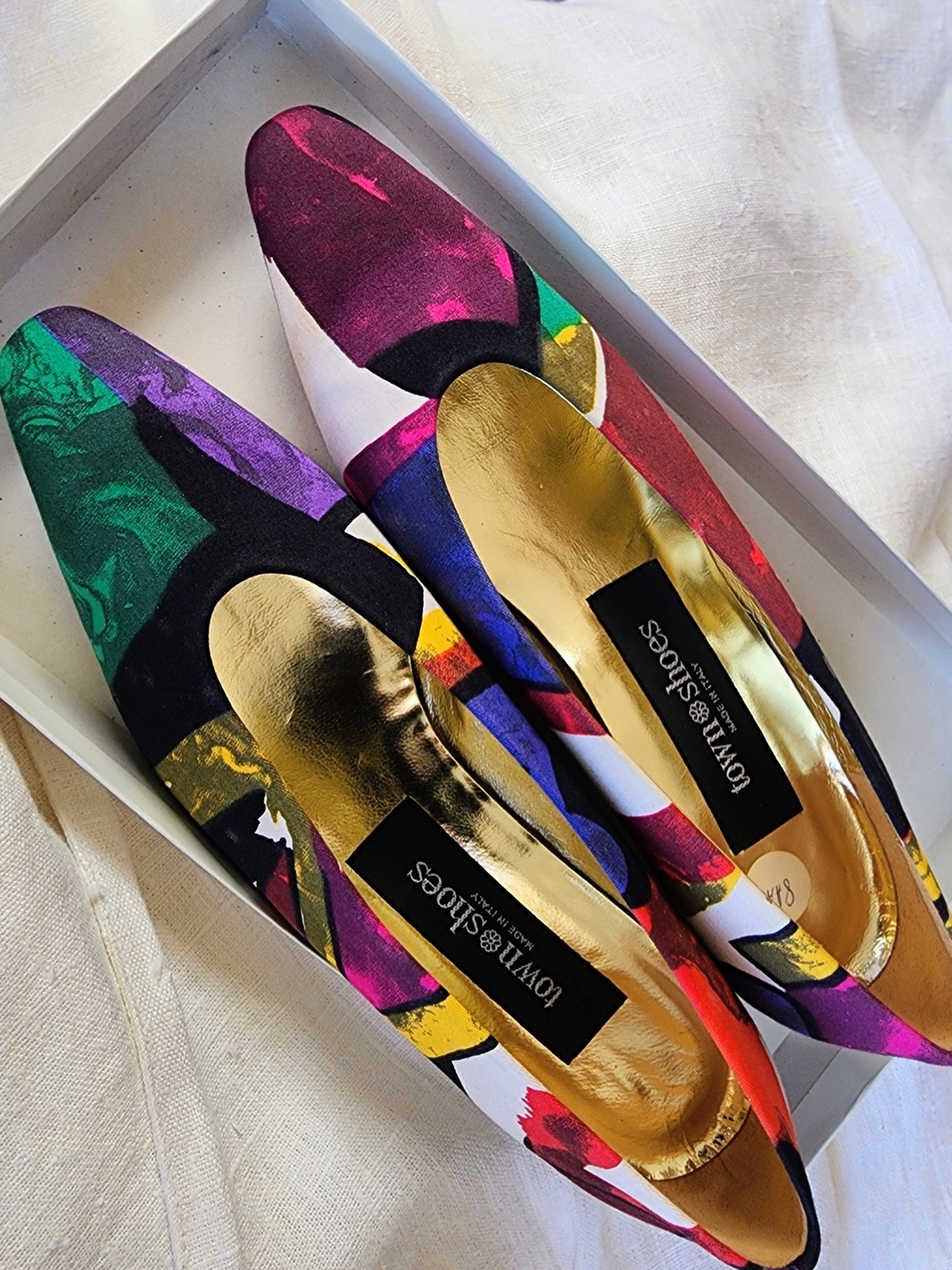 Multicolor Pointed Toe Heels